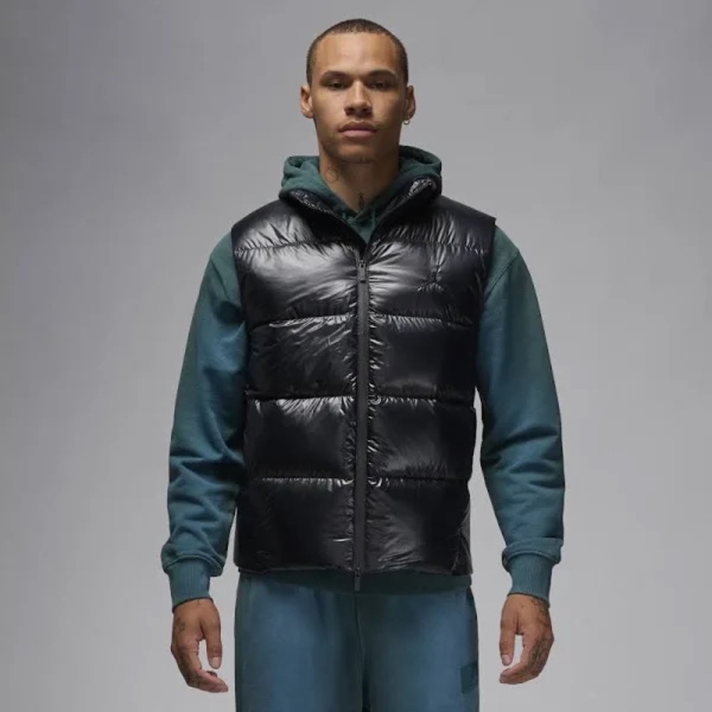 NWT Nike Therma Fit Air Jordan Flight Down Puffer Vest Black Mens FV7273-010